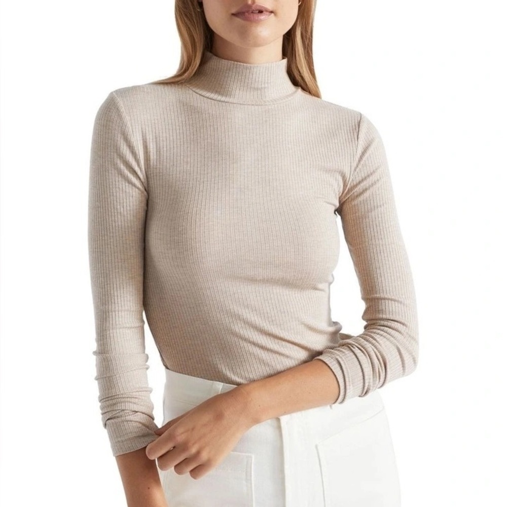 H&M Oatmeal Cream Long Sleeved Ribbed Top Mock Neck Turtleneck Sweater S
